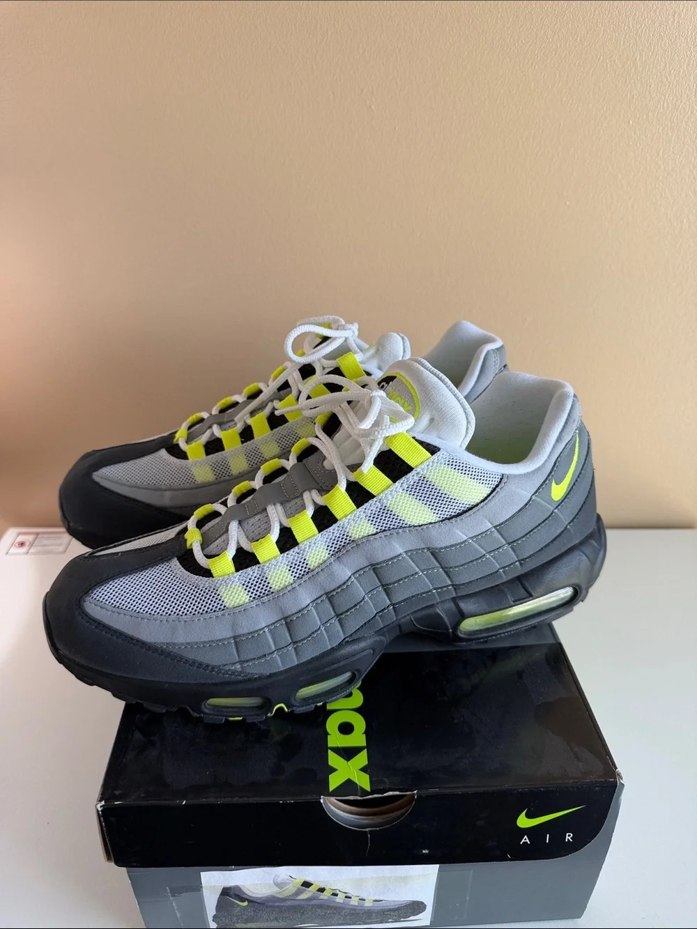 Nike Air Max 95 - Picture 5 of 8